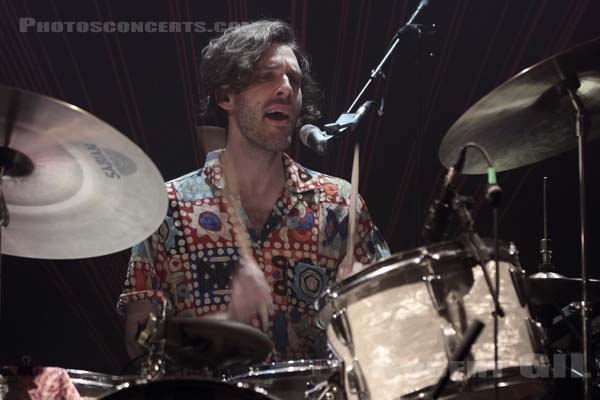 WE ARE SCIENTISTS - 2018-05-15 - PARIS - Petit Bain - 